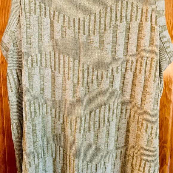 A New Day Ladies Olive Stretchy Dressy Knit Tank - Picture 7 of 8